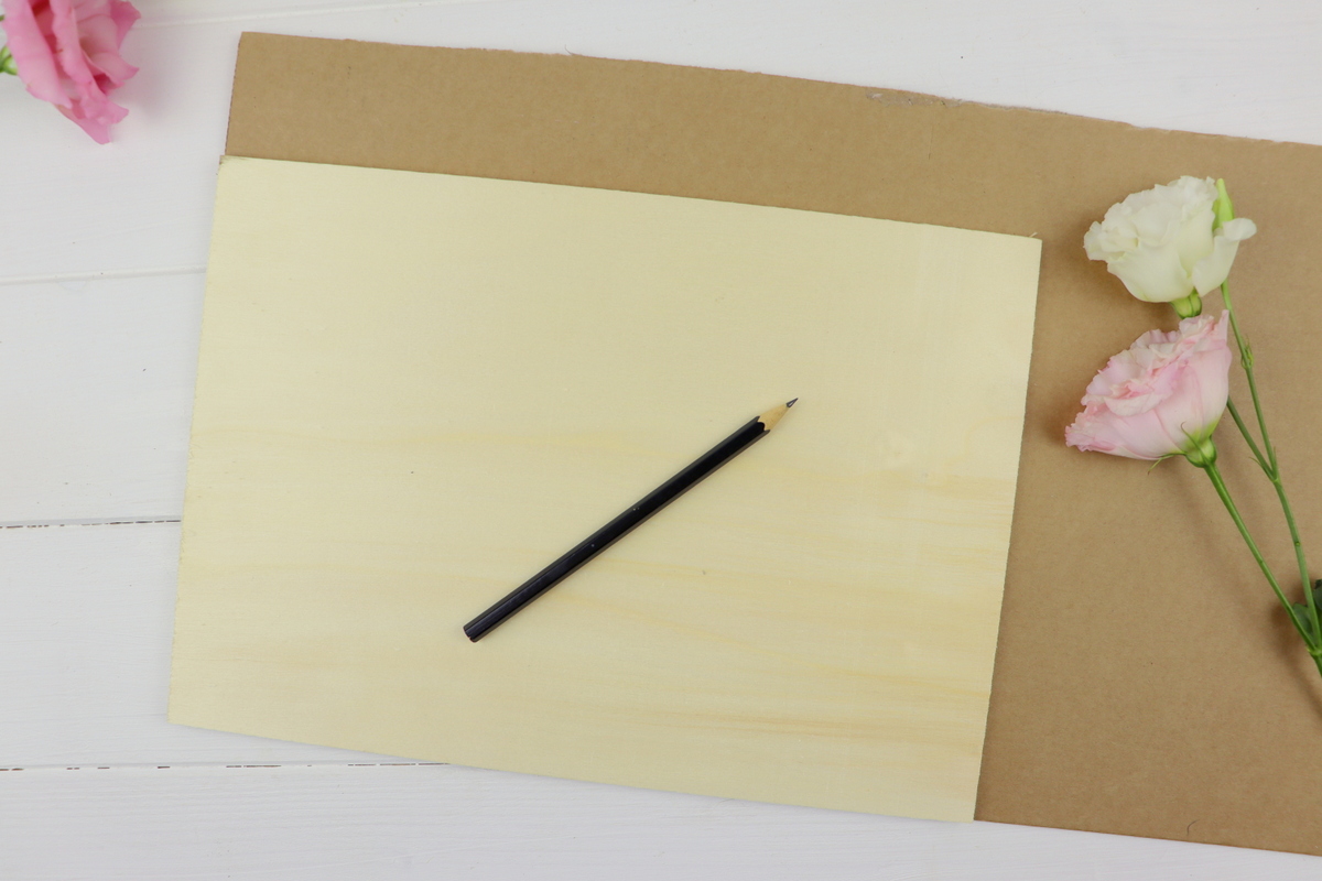 DIY selbstgebaute Blumenpresse aus Holz